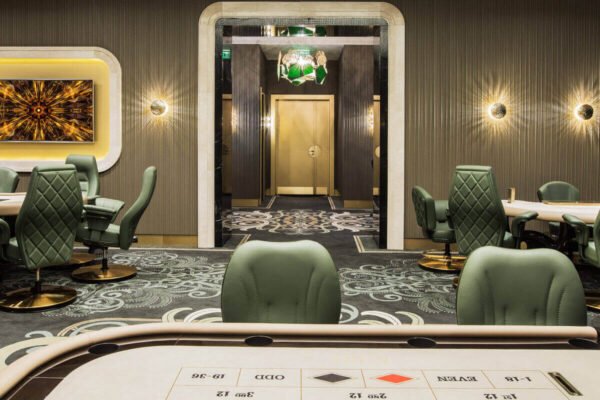 WNNR VIP host service